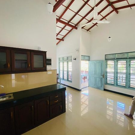 Huugaba Hotel Ahangama Luaran gambar